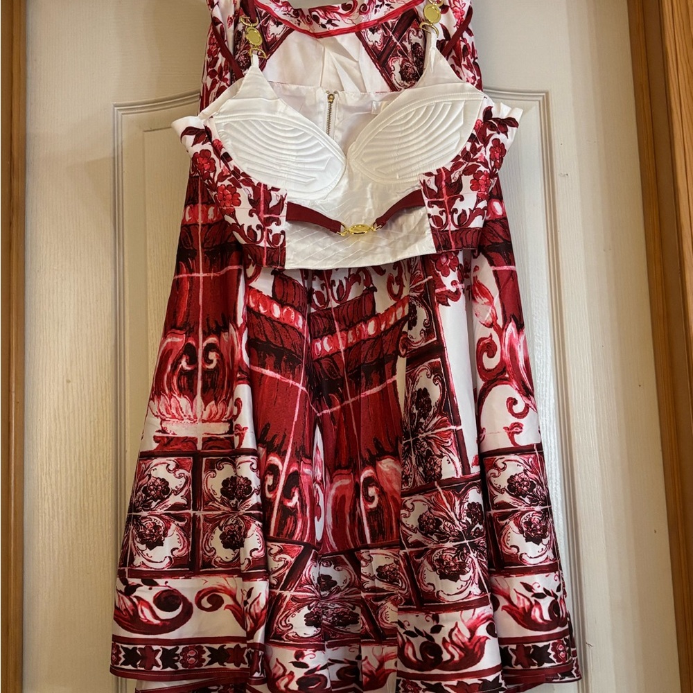 Stylish Red and White 2 pieces Maxi skirt with built in bra